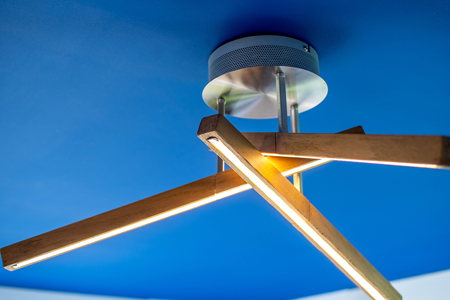 luminaire bois led metal plafond bleu decoration maison inspiration luminaire